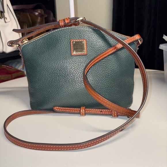 Dooney & Bourke Pebbled Leather Crossbody Green British Tan Trim - Picture 8 of 11
